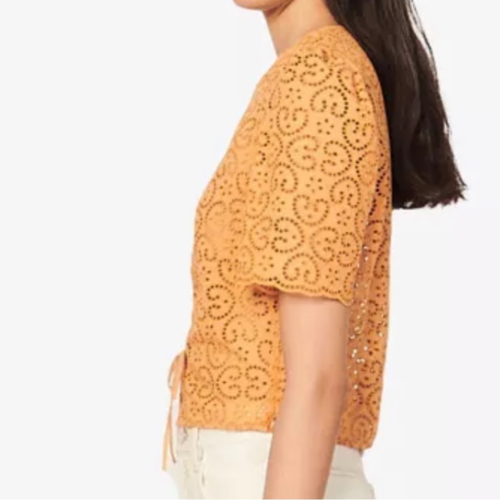 SANDRO
Livio broderie anglaise top Size 2 - Picture 6 of 11